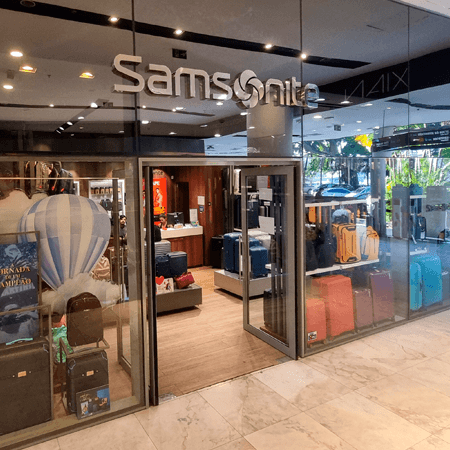Imagem de interna da loja samsonite